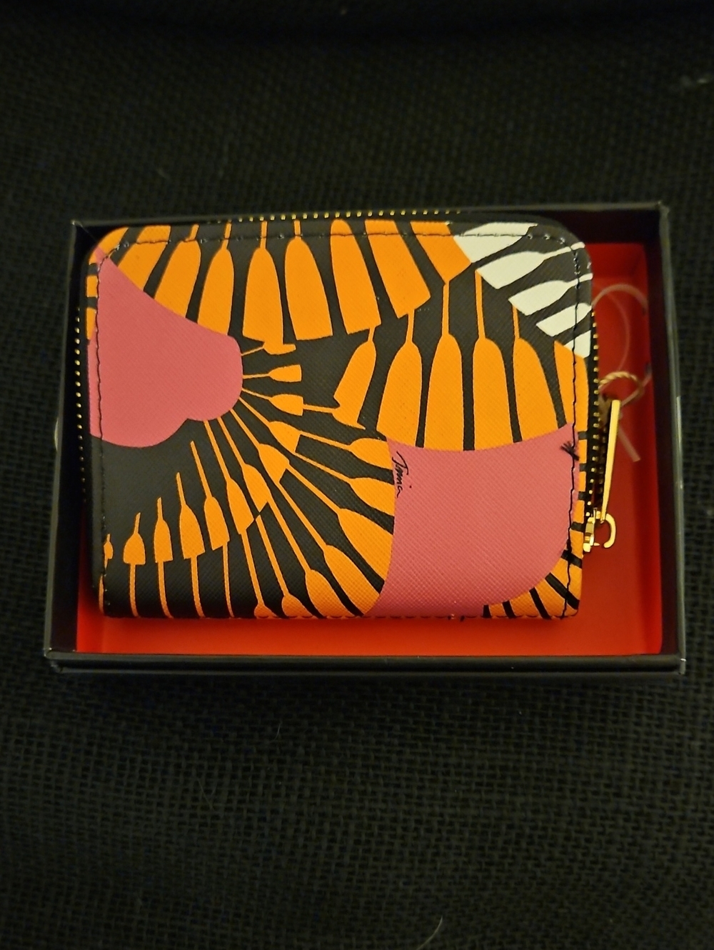 Trina Turk NWT Compact Women's Zip Card Wallet - Pink & Orange Print